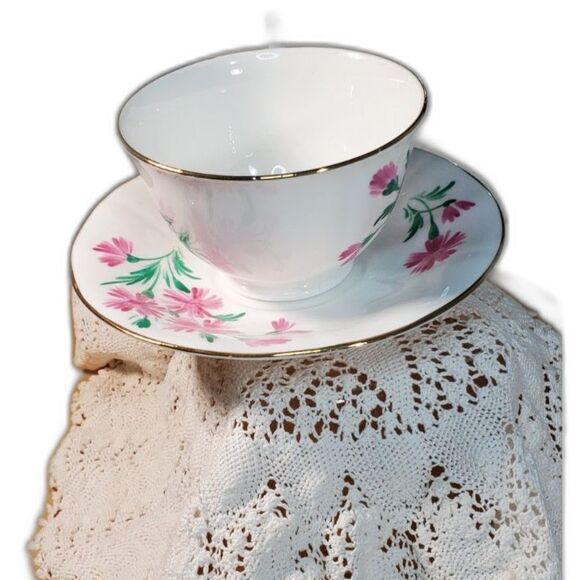 Adderley Lawley Bone China Teacup and Saucer England ~Vintage~ - Picture 3 of 6